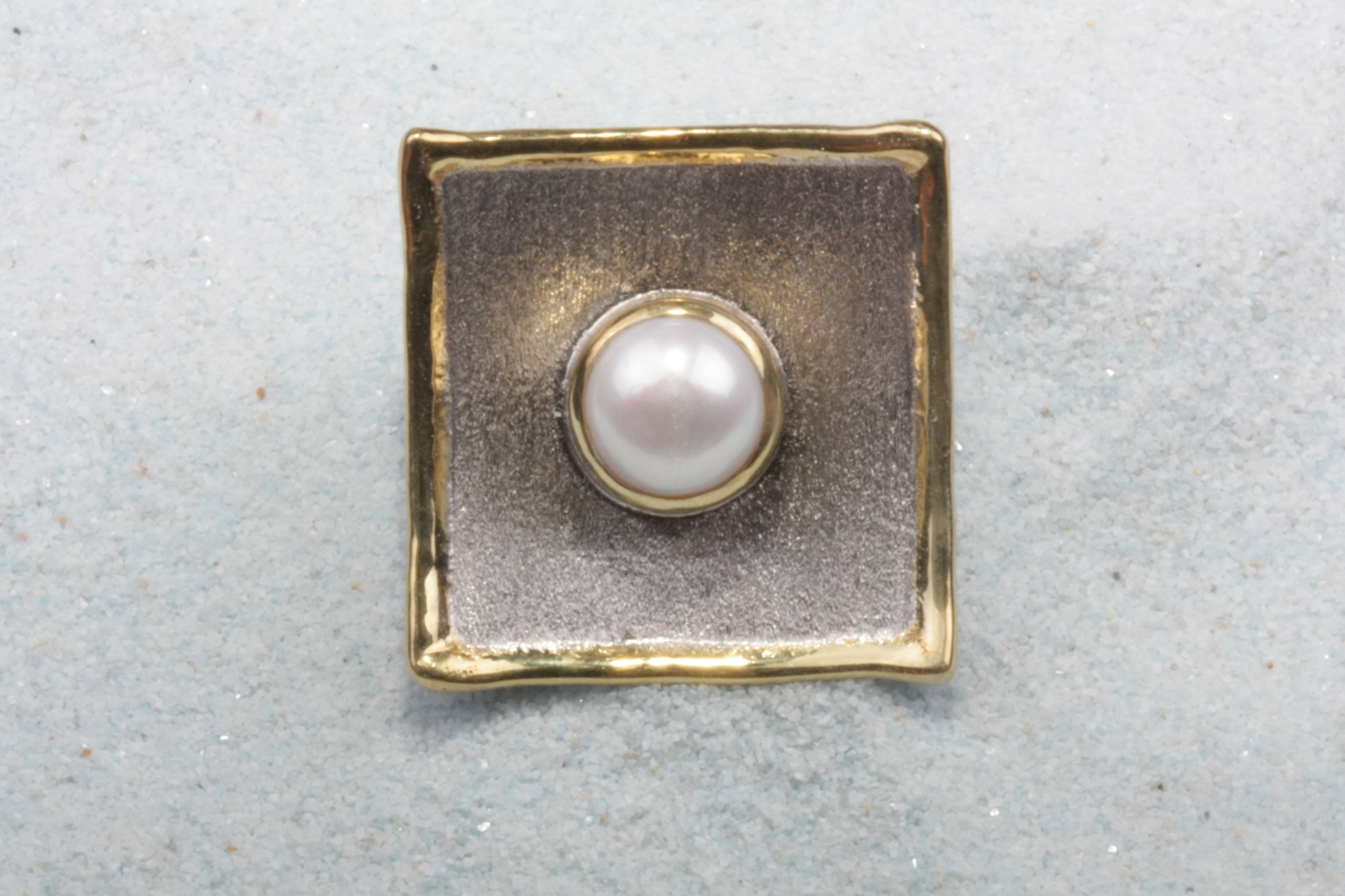 2tone silver pendant peral square