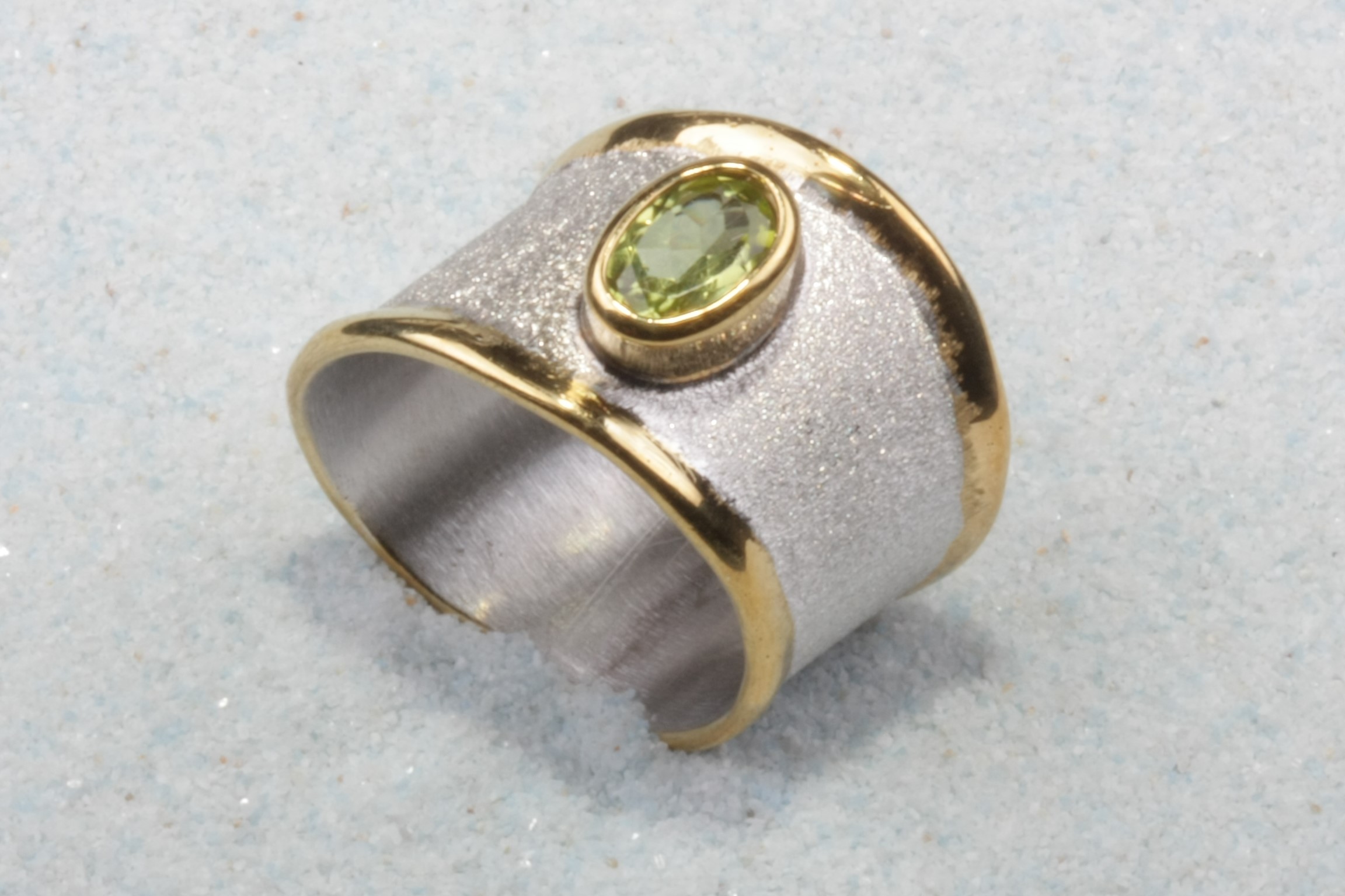 2tone silver ring peridot wide